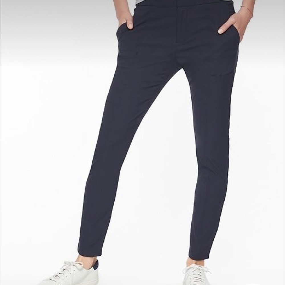 NWT athleta wander stash skinny pant (black, size 2)